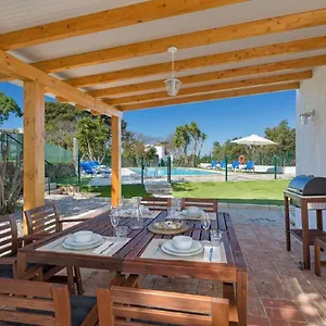 Villa Carvoeiro Peaceful With Pool, Carvoeiro (Lagoa)